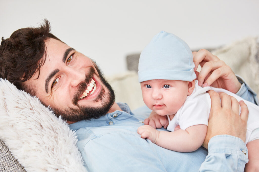 Otcovské a otcovská dovolenka – viete, kedy máte na ne nárok? 